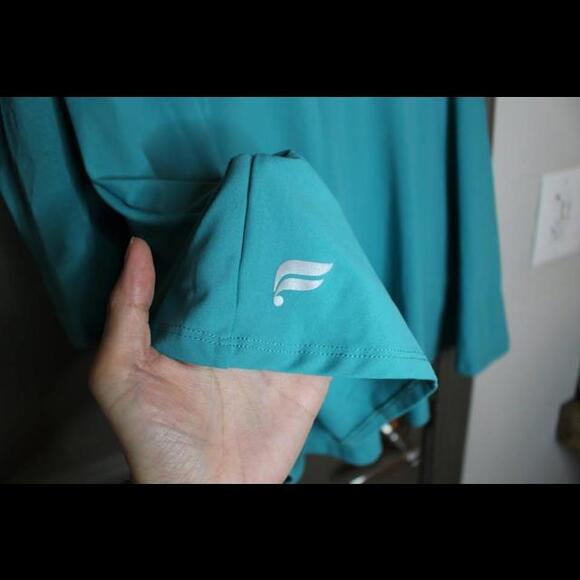 Fabletics Two-Piece Activewear Set - Picture 2 of 7